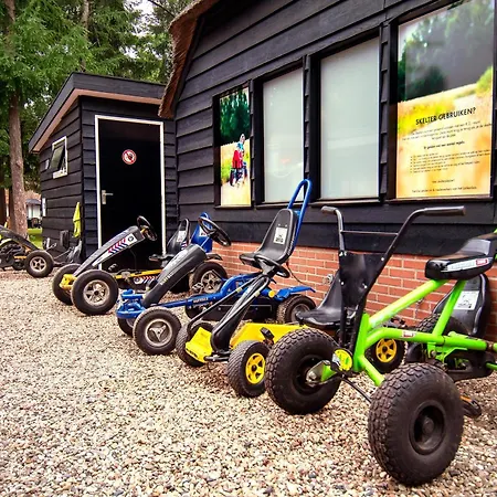 בית נופש Stacaravan 4 Personen Op De Veluwe *